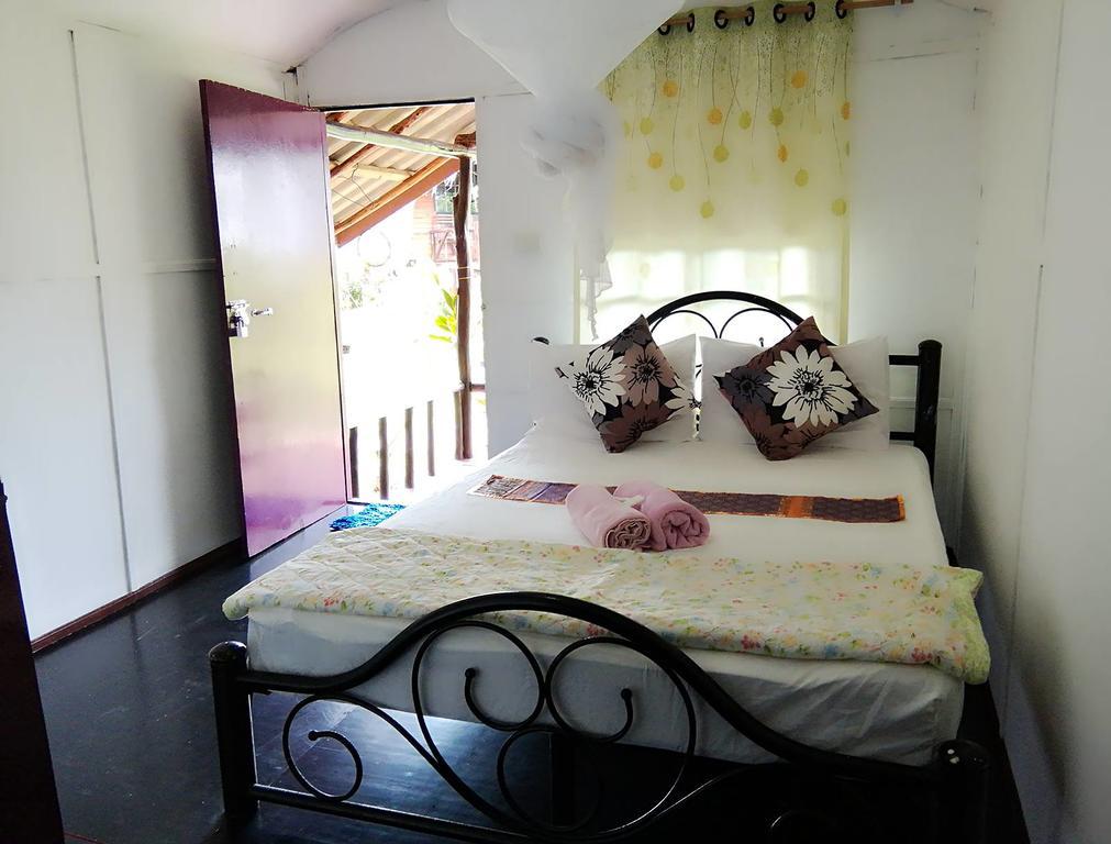 Angel Lanta Bungalow Ko Lanta الغرفة الصورة
